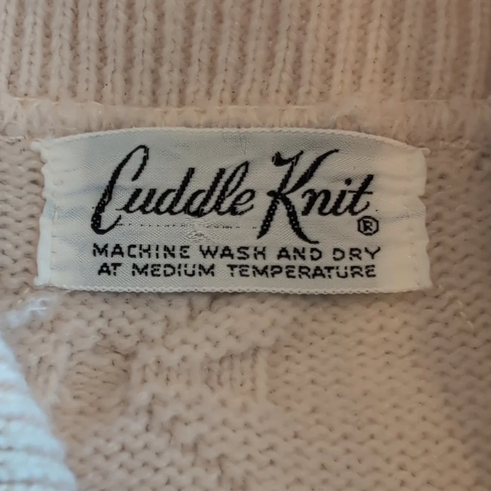 Vintage Cuddle Knit fringed, button up, knit capelet W arm holes. Medium